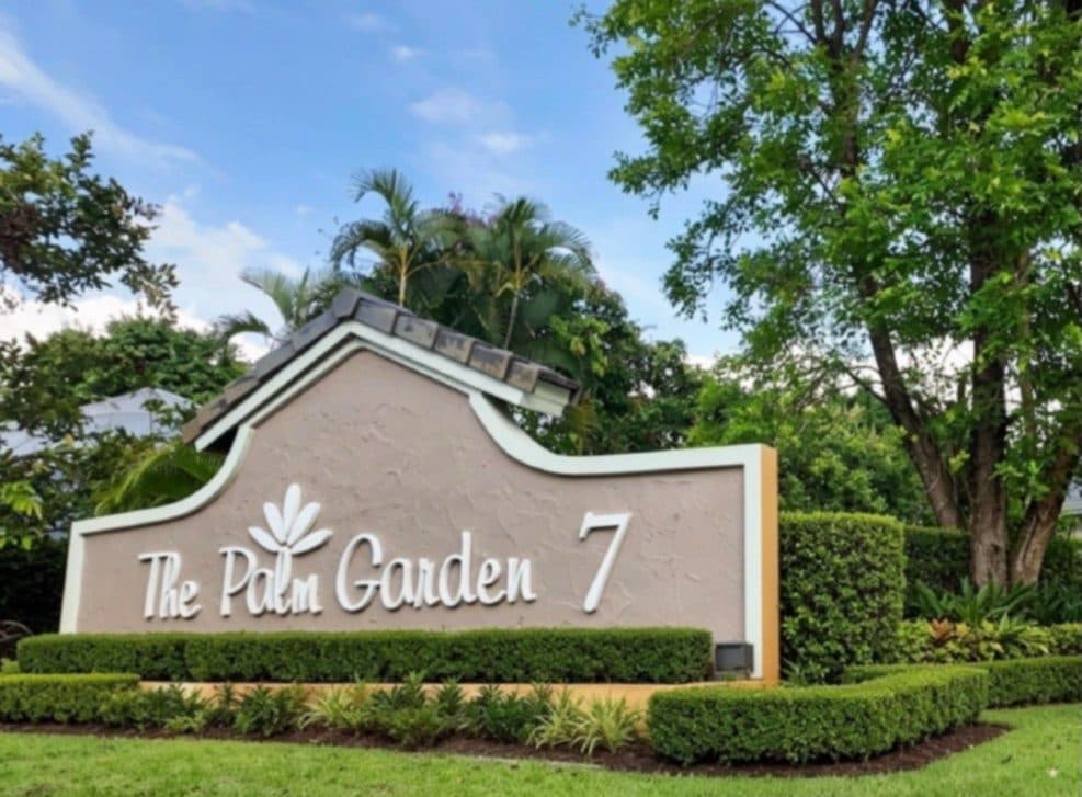 The Palm Garden 7 — Photo 1