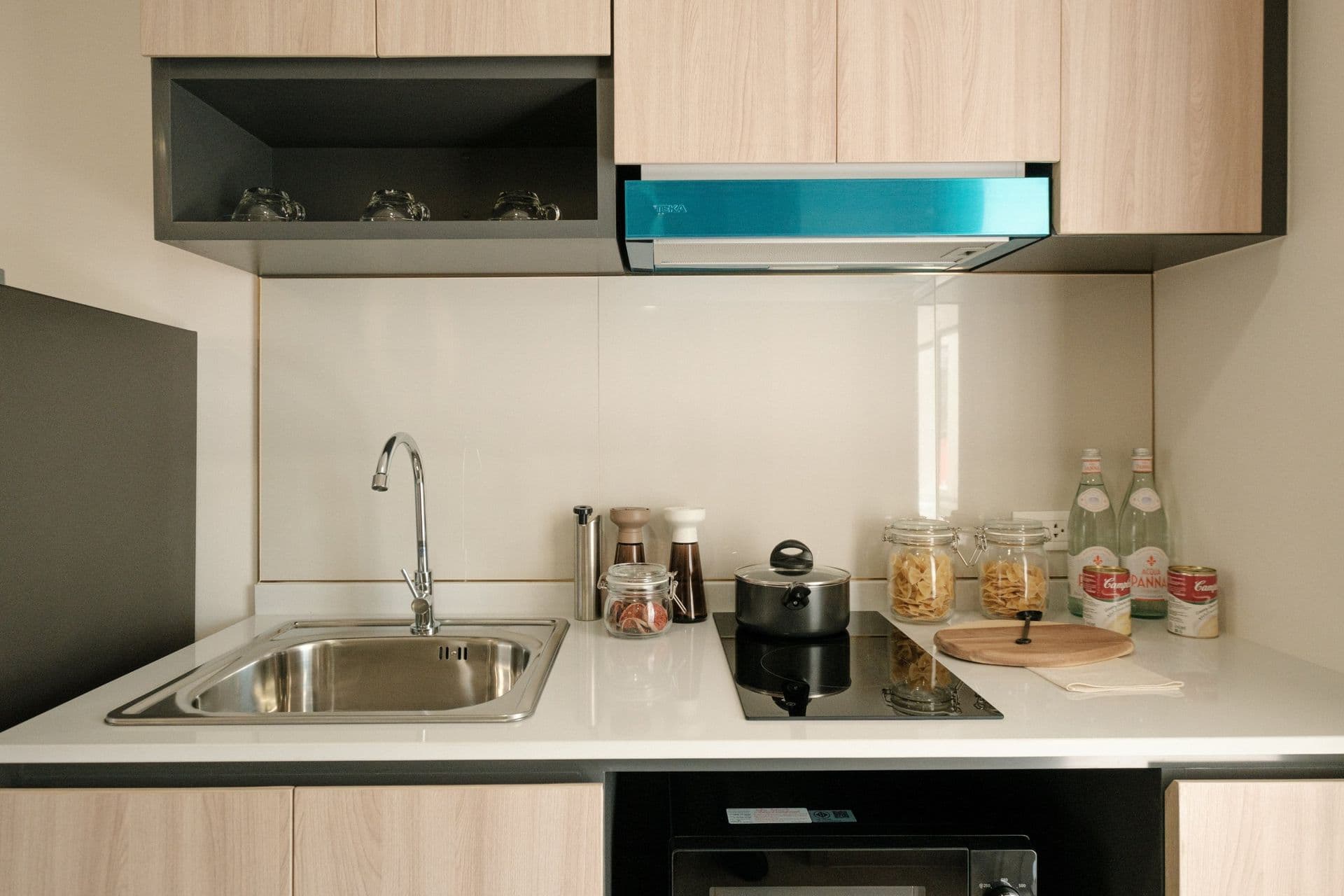 1A1 model unit